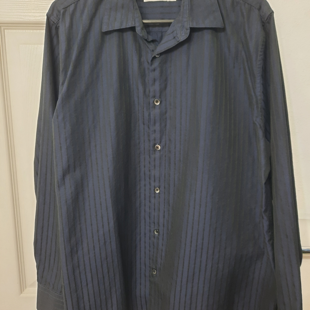 Calvin Klein Men’s Dark Blue Striped Button Down Shirt Size Large/XL